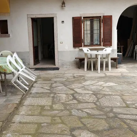 Feriehus La Corte Di Nonno Gino