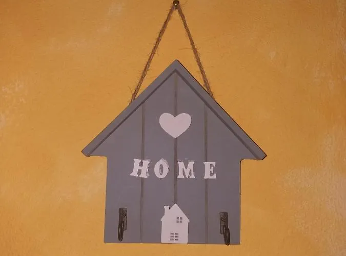 בית נופש La Corte Di Nonno Gino סטרסה